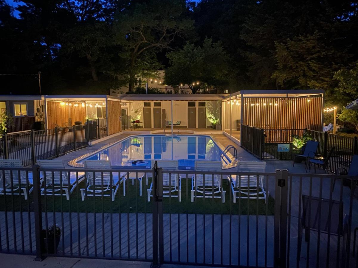 סאוגטוק Holiday Hill Resort מראה חיצוני תמונה
